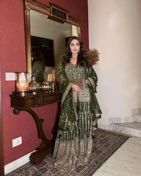 GREEN_GEORGETTE_SEQUENCE_EMBROIDERED_SHARARA_SALWAR_SUIT_WITH_DUPATTA