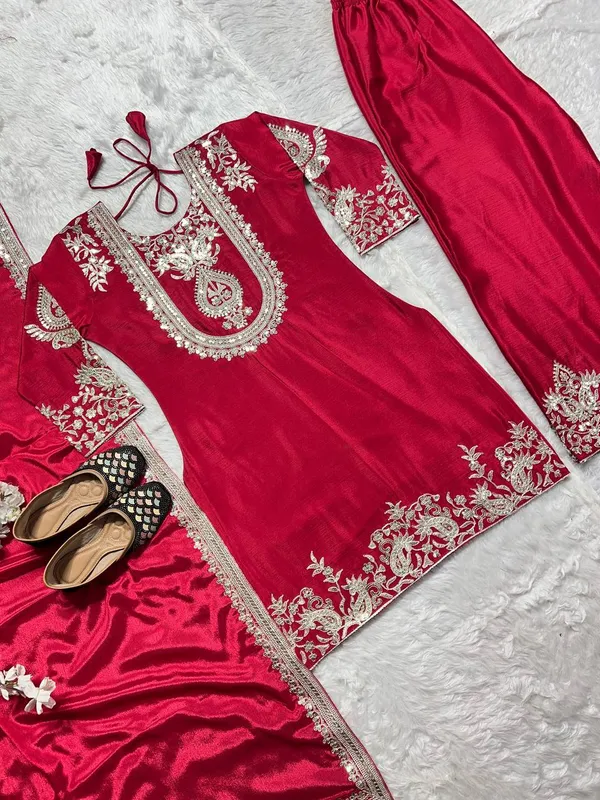 Maroon_Pure_Chinnon_Silk_Heavy_Embroidered_Salwar_Suit_With_Dupatta
