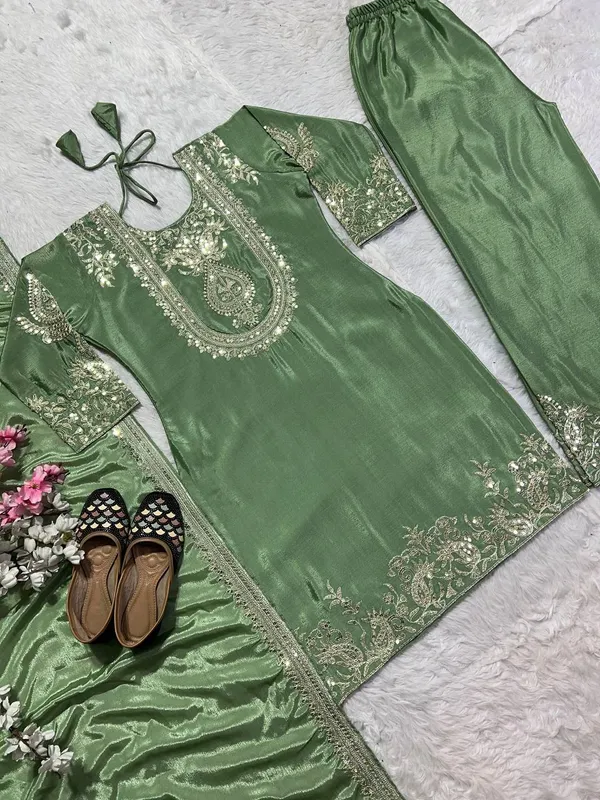 Green_Pure_Chinnon_Silk_Heavy_Embroidered_Salwar_Suit_With_Dupatta