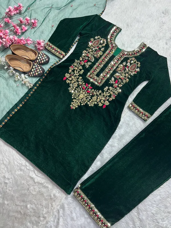 Green_Viscose_Velvet_Fully_Embroidered_Salwar_Suit_With_Duaptta