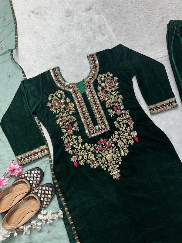 Green_Viscose_Velvet_Fully_Embroidered_Salwar_Suit_With_Duaptta