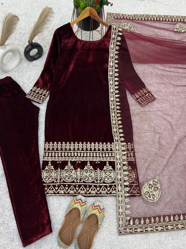 Maroon_Heavy_Viscose_Velvet_With_5Mm_Embroidery_Sequence_Work_Salwar_Suit_With_Dupatta