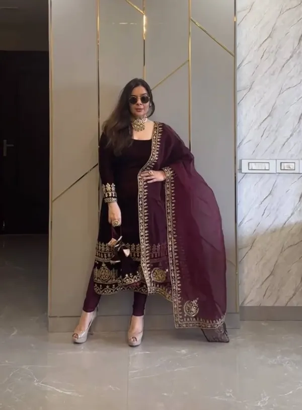 Maroon_Heavy_Viscose_Velvet_With_5Mm_Embroidery_Sequence_Work_Salwar_Suit_With_Dupatta