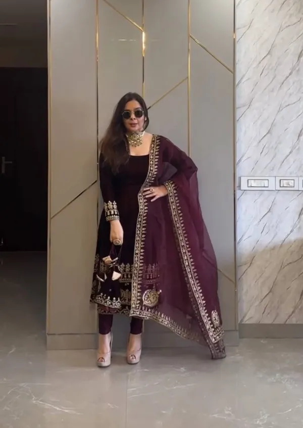 Maroon_Heavy_Viscose_Velvet_With_5Mm_Embroidery_Sequence_Work_Salwar_Suit_With_Dupatta