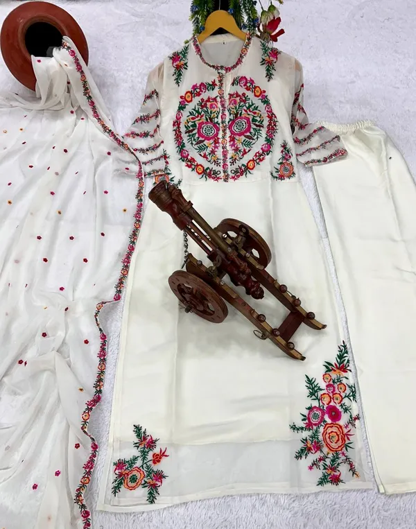 White_Attractive_Party_Wear_Faux_Georgette_Embroidered_Kurti_Set_With_Dupatta