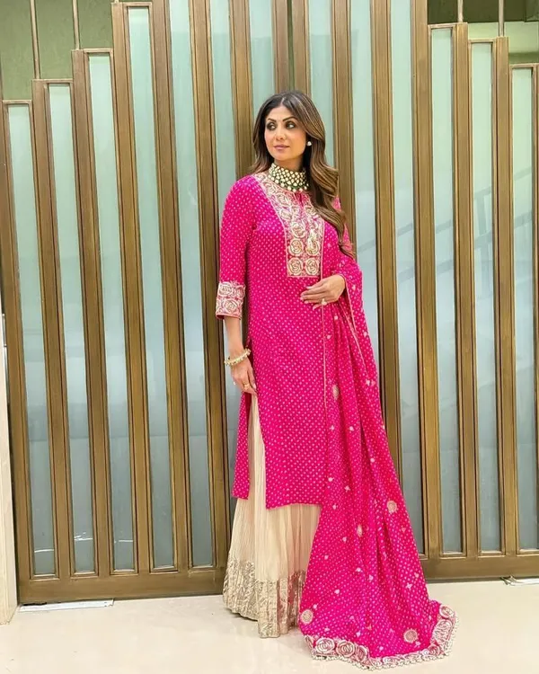PINK_&_CREAM_FAUX_GEORGETTE_EMBROIDERY_CODDING_SEQUENCE_WITH_PRINT_SALWAR_SUIT_WITH_DUPATTA