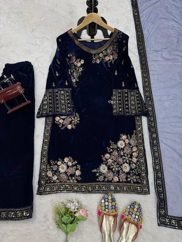 Blue_Heavy_Velvet_Embropidered_Salwar_Suit_With_Dupatta