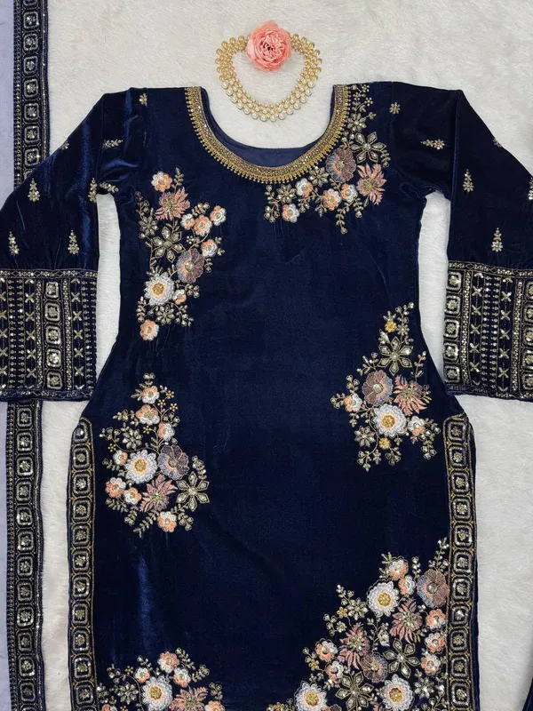 Blue_Heavy_Velvet_Embropidered_Salwar_Suit_With_Dupatta