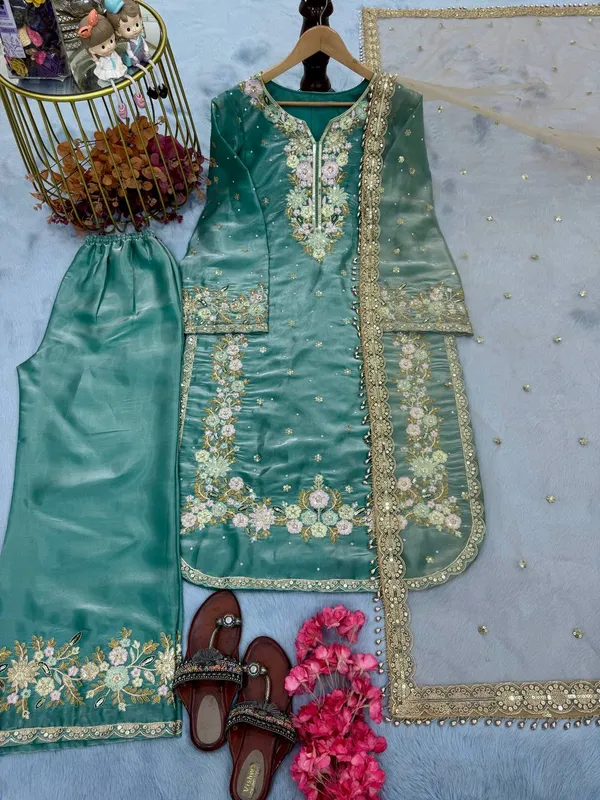 Teal_Pure_Jimmy_Choo_Sequence_Embroidered_Diamond_&_Pearl_Work_Paksitani_Salwar_Suit_With_Dupatta