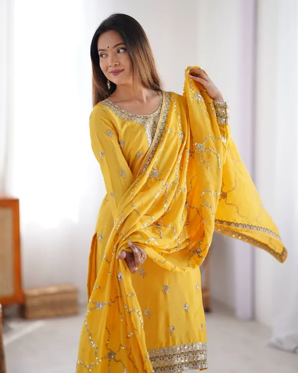 YELLOW_CHINNON_SILK_EMBROIDERED_SALWAR_SUIT_WITH_DUPATTA