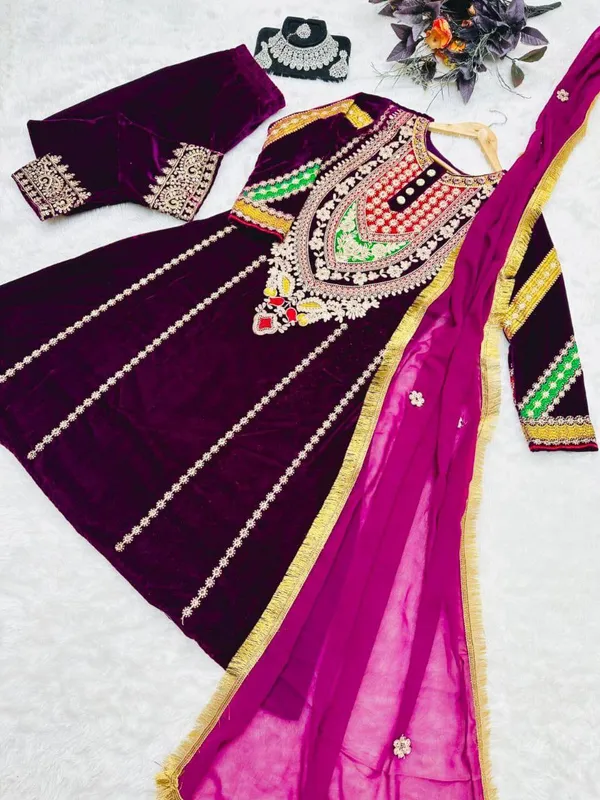 Purple_Viscose_Velvet_Fully_Embroidered_Salwar_Suit_With_Dupatta
