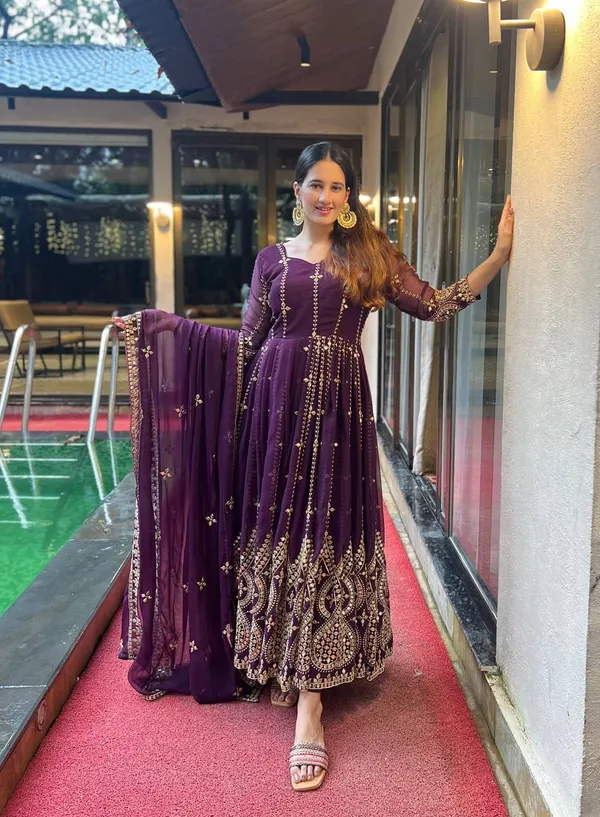 Wine_Heavy_Faux_Georgette_Floor_Length_Anarkali_Gown_With_Bottom_And_Dupatta