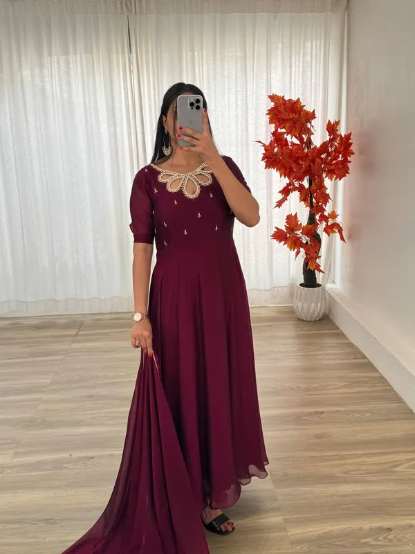 Wine_New_Party_Wear_Look_Rangoli_Georgette_Gown_With_Dupatta_(Set_Of_2_Piece)
