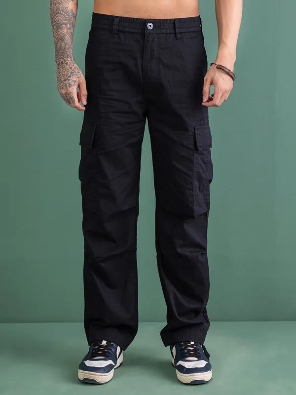Black_Cotton_Premium_&_Comfortable_Cargo_Pant_For_Men