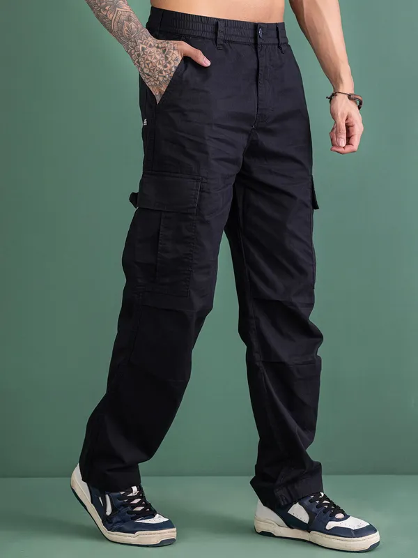 Black_Cotton_Premium_&_Comfortable_Cargo_Pant_For_Men