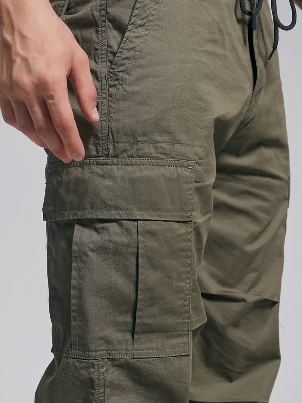 Olive_Green_Cotton_Premium_&_Comfortable_Cargo_Pant_For_Men