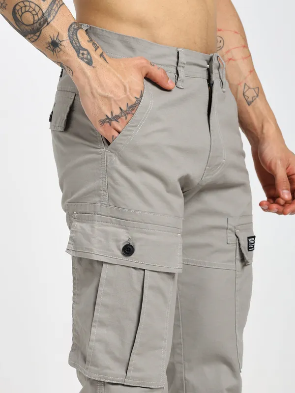 Grey_Cotton_Premium_&_Comfortable_Cargo_Pant_For_Men