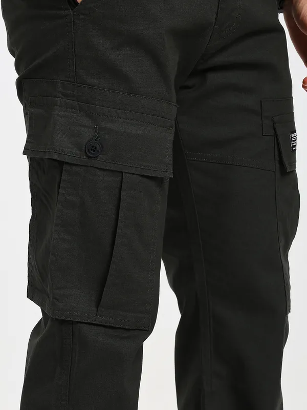 Black_Cotton_Premium_&_Comfortable_Cargo_Pant_For_Men