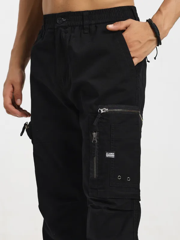 Black_Cotton_Premium_&_Comfortable_Cargo_Pant_For_Men