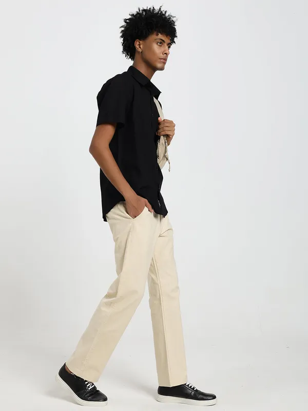 Beige_Cotton_Premium_&_Comfortable_Trousers_For_Men