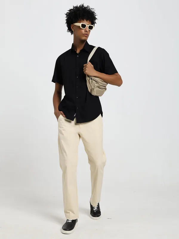Beige_Cotton_Premium_&_Comfortable_Trousers_For_Men