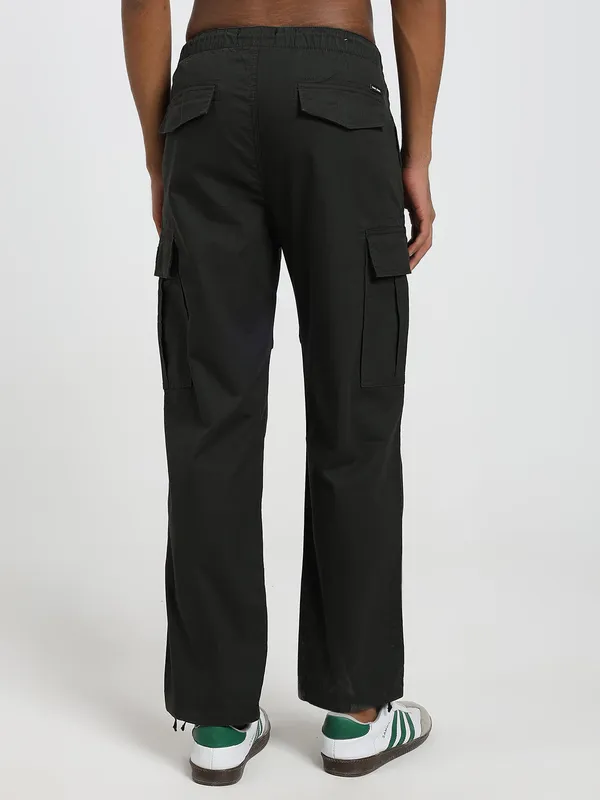 Black_Cotton_Lycra_Premium_&_Comfortable_Cargo_Pant_For_Men
