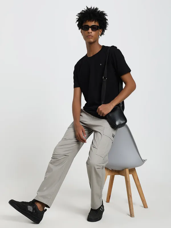 Light_Grey_Cotton_Lycra_Premium_&_Comfortable_Cargo_Pant_For_Men