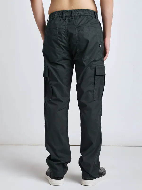 Sophisticated_Green_Cotton_Premium_&_Comfortable_Cargo_Pant_For_Men