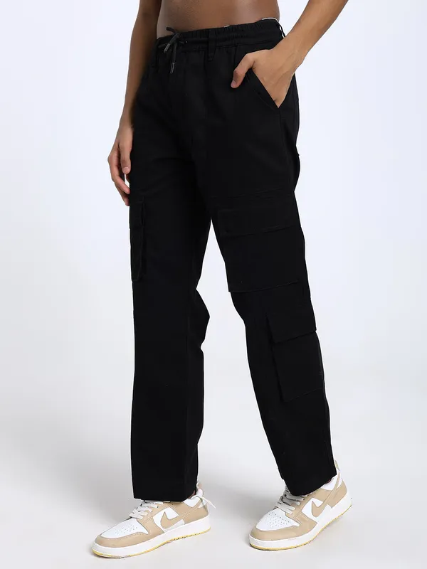 Black_Cotton_Premium_&_Comfortable_Cargo_Pant_For_Men