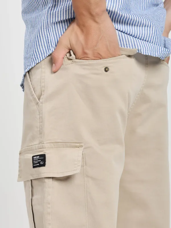 Beige_Cotton_Premium_&_Comfortable_Cargo_Pant_For_Men