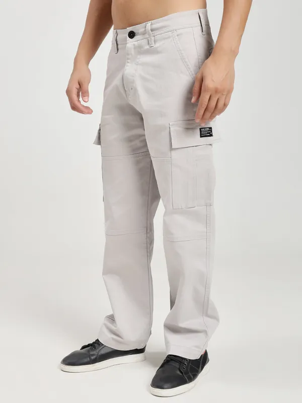 Light_Grey_Cotton_Premium_&_Comfortable_Cargo_Pant_For_Men