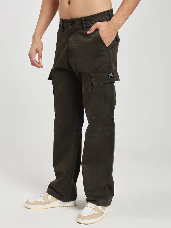 Dark_Green_Cotton_Premium_&_Comfortable_Cargo_Pant_For_Men