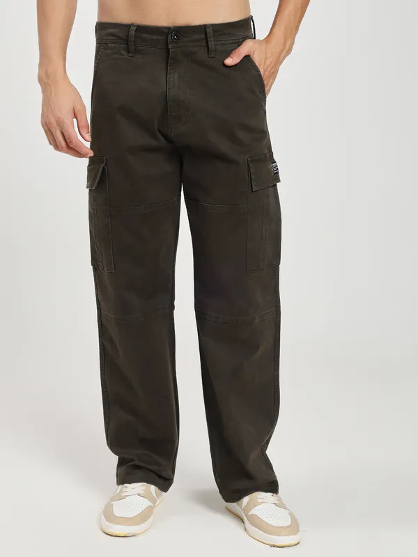 Dark_Green_Cotton_Premium_&_Comfortable_Cargo_Pant_For_Men