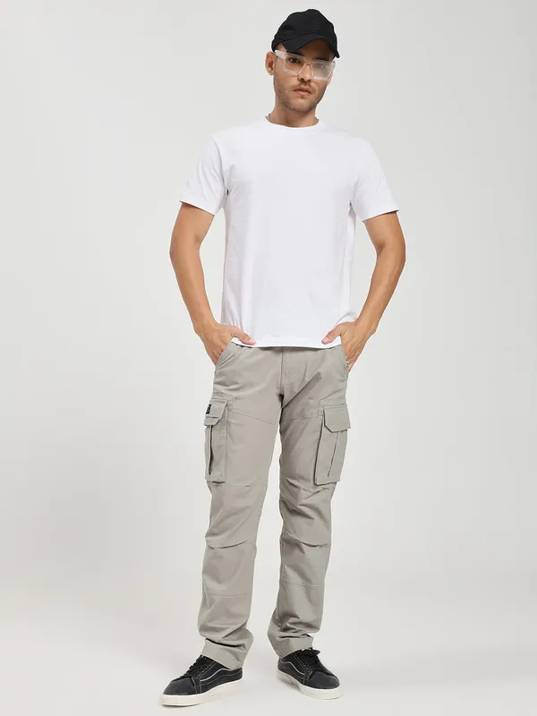 Light_Grey_Cotton_Premium_&_Comfortable_Cargo_Pant_For_Men