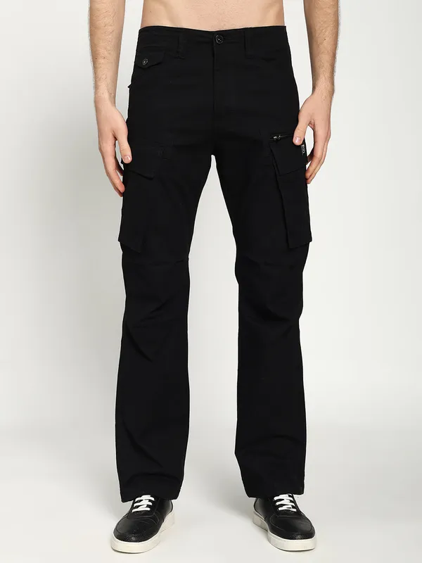 Black_Cotton_Premium_&_Comfortable_Cargo_Pant_For_Men