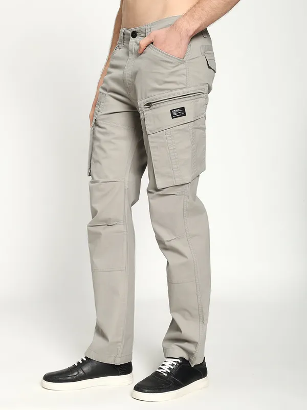 Grey_Cotton_Premium_&_Comfortable_Cargo_Pant_For_Men