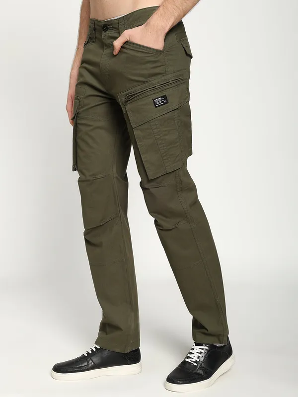 Green_Cotton_Premium_&_Comfortable_Cargo_Pant_For_Men