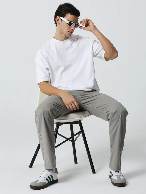 Light_Grey_Cotton_Premium_&_Comfortable_Trousers_For_Men