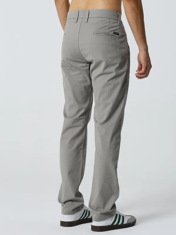 Light_Grey_Cotton_Premium_&_Comfortable_Trousers_For_Men