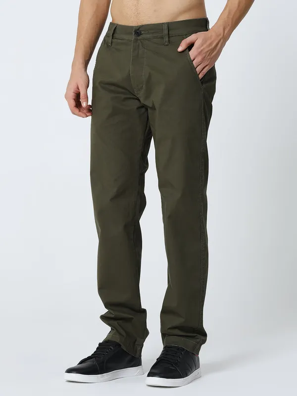 Olive_Cotton_Premium_&_Comfortable_Trousers_For_Men