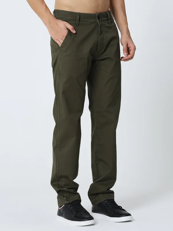Olive_Cotton_Premium_&_Comfortable_Trousers_For_Men