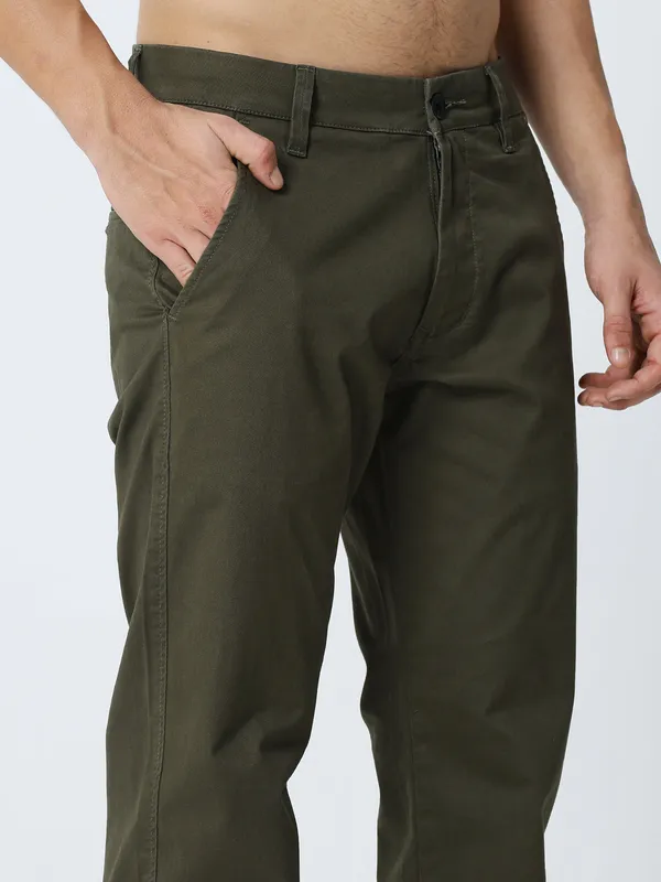 Olive_Cotton_Premium_&_Comfortable_Trousers_For_Men