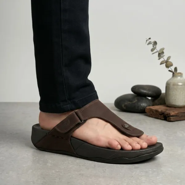 BROWN_Soft_Padded_DOCTOR_insole_ensures_your_health_factor.
