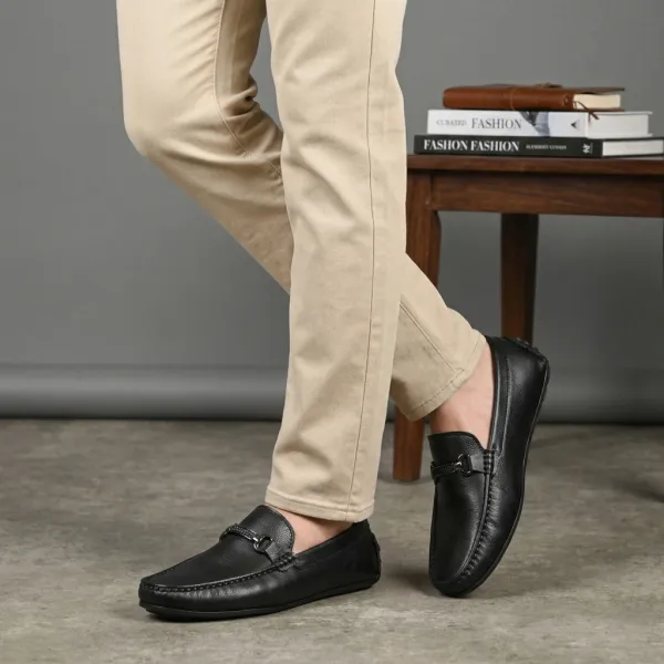 Black_Soft_Cushioned_Padded_Crafted_Black_Loafers_