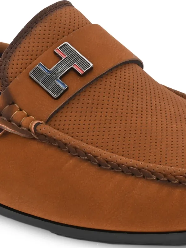 Tan_Soft_Cushined_Padded_Crafted_Black_Shade_Loafers