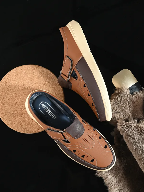 Tan_Synthetic_Leather_Breathable_Roman_Shoes_For_Men