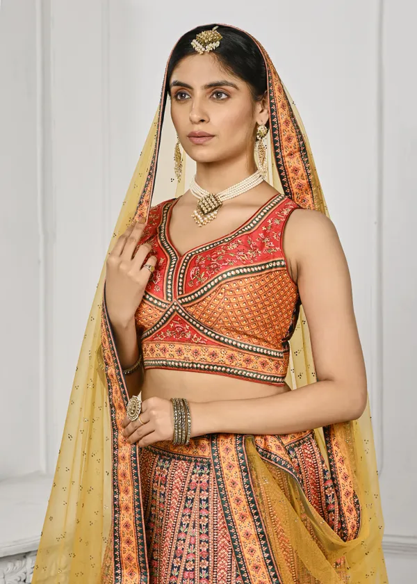 LEHENGA_CHOLI_SET