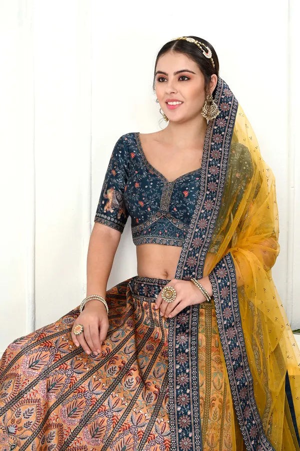 LEHENGA_CHOLI_SET