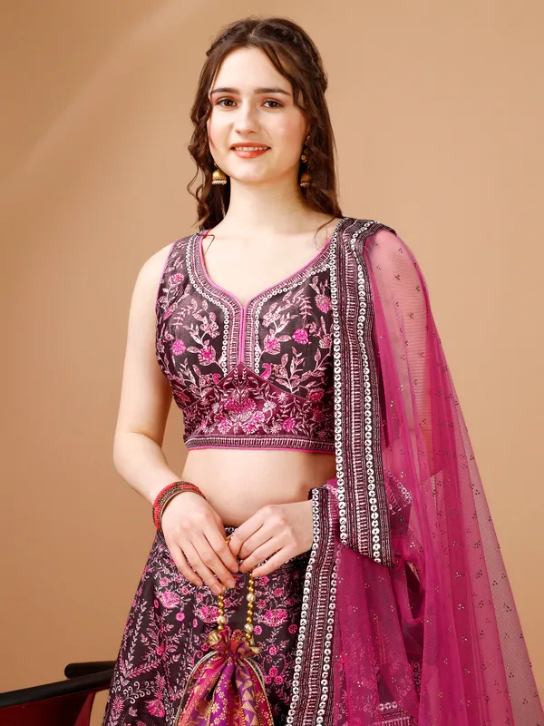 LEHENGA_CHOLI_SET