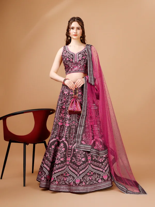 LEHENGA_CHOLI_SET
